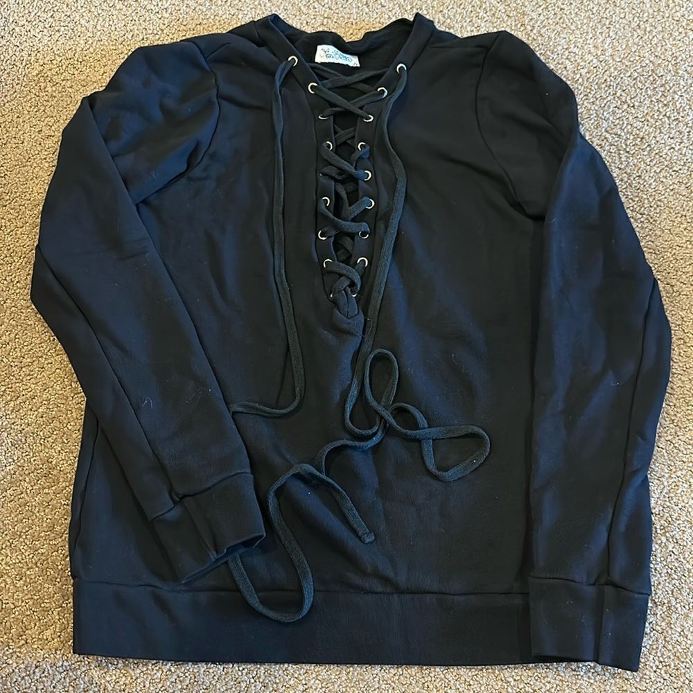 Lauren Moshi Women’s Black Sweatshirt Tie Front, Heart Skull on Back - Size S